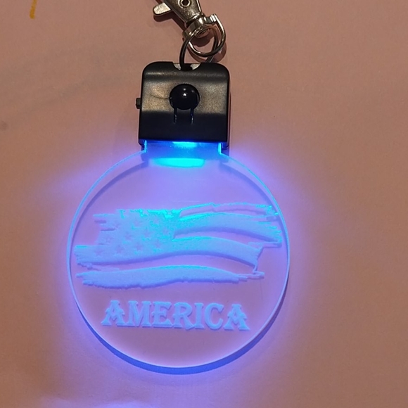 Keychain/Necklace - Picture 2 of 3